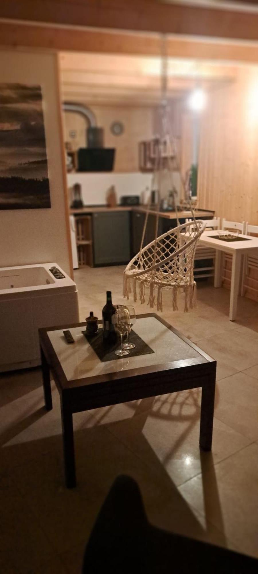 Domek Mecenasa Nieledwia Zewnętrze zdjęcie